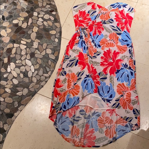 ASTR Josephina floral strapless dress (L) - Picture 2 of 2